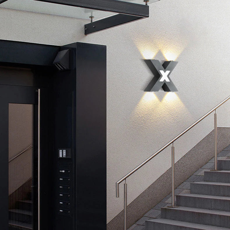 Lyra – Applique murale LED extérieure étanche en forme de X