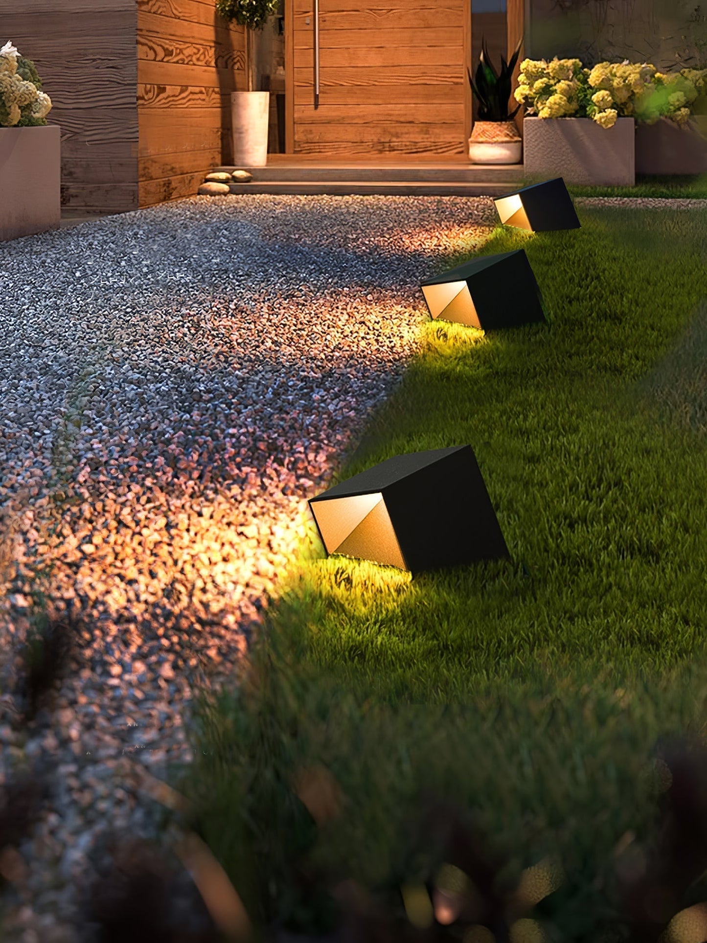 Lumero - Modern outdoor solar lamp for an ambient garden