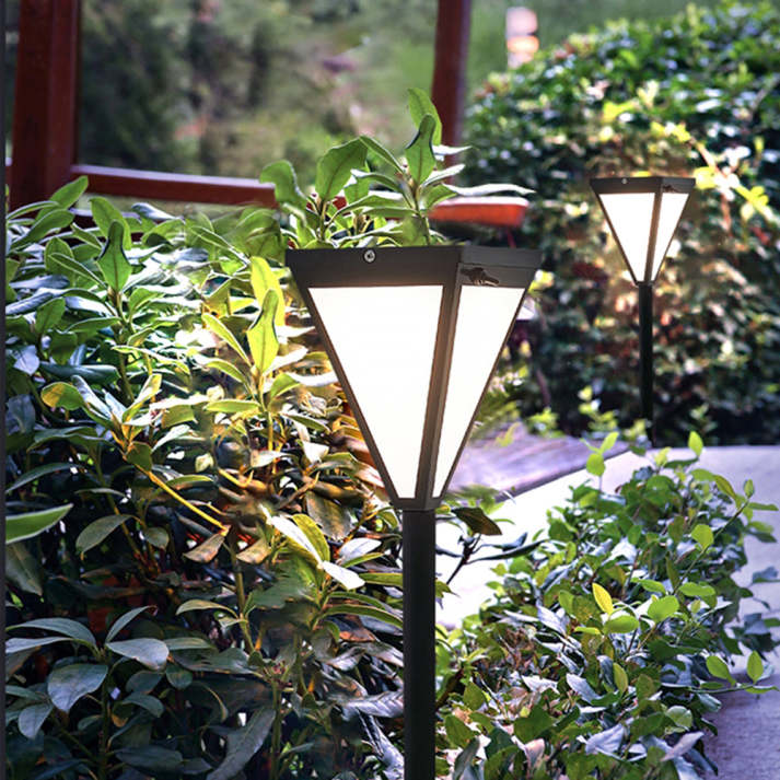 Lumiro – Modern solar lamp for elegant garden lighting
