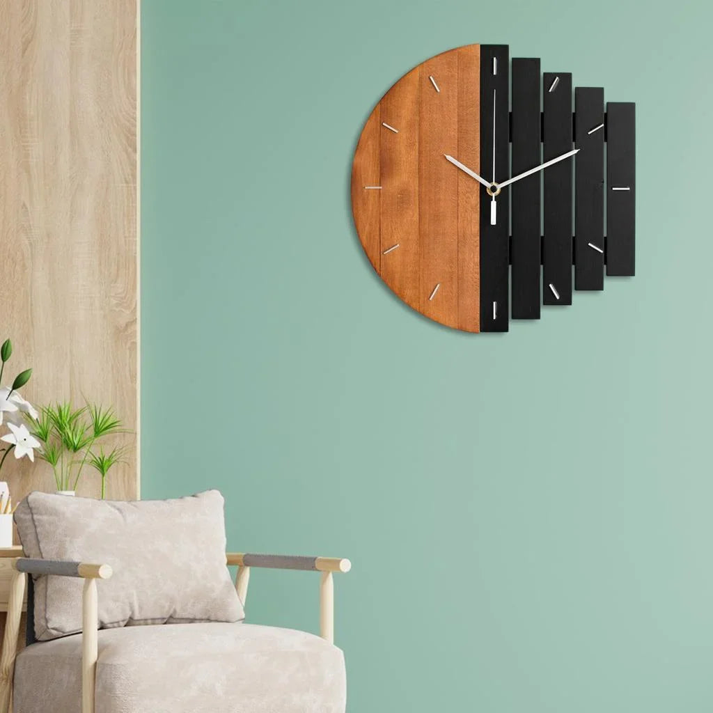 Lunara - Grande horloge murale en bois au design naturel
