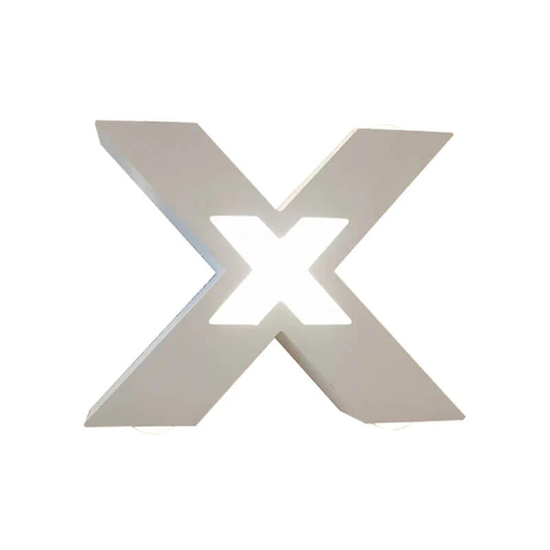 Lyra – Applique murale LED extérieure étanche en forme de X