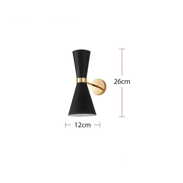 Lumiara – Applique murale LED dorée avec abat-jour triangulaire