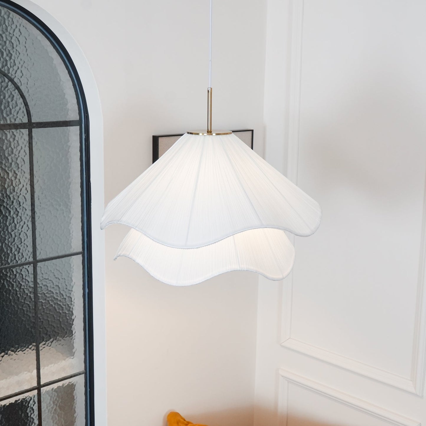 Bloomora - Elegant flower-shaped designer ceiling light