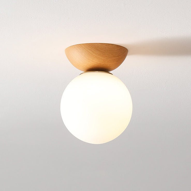 Apportez une ambiance cosy et élégante à votre intérieur avec KOYARI, le plafonnier idéal pour un éclairage harmonieux !
