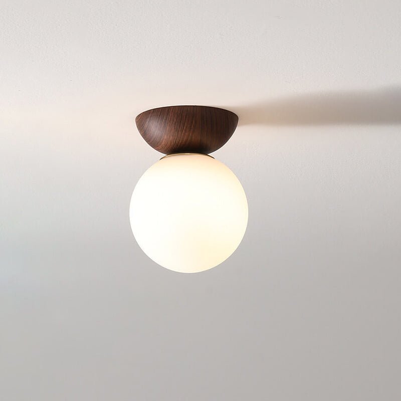 Koyari – Minimalist Wooden Ceiling Light for a Warm Atmosphere