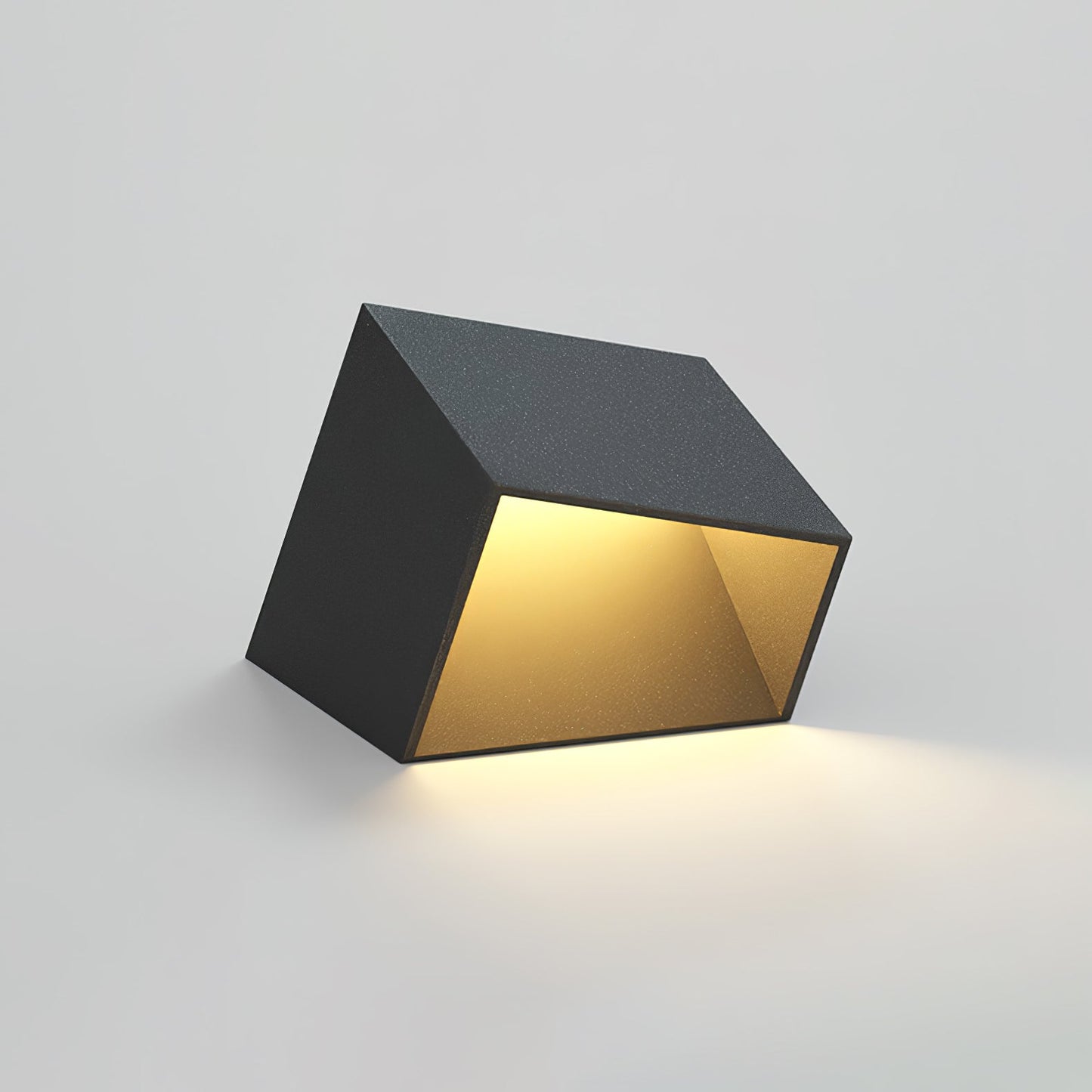 Lumero - Modern outdoor solar lamp for an ambient garden