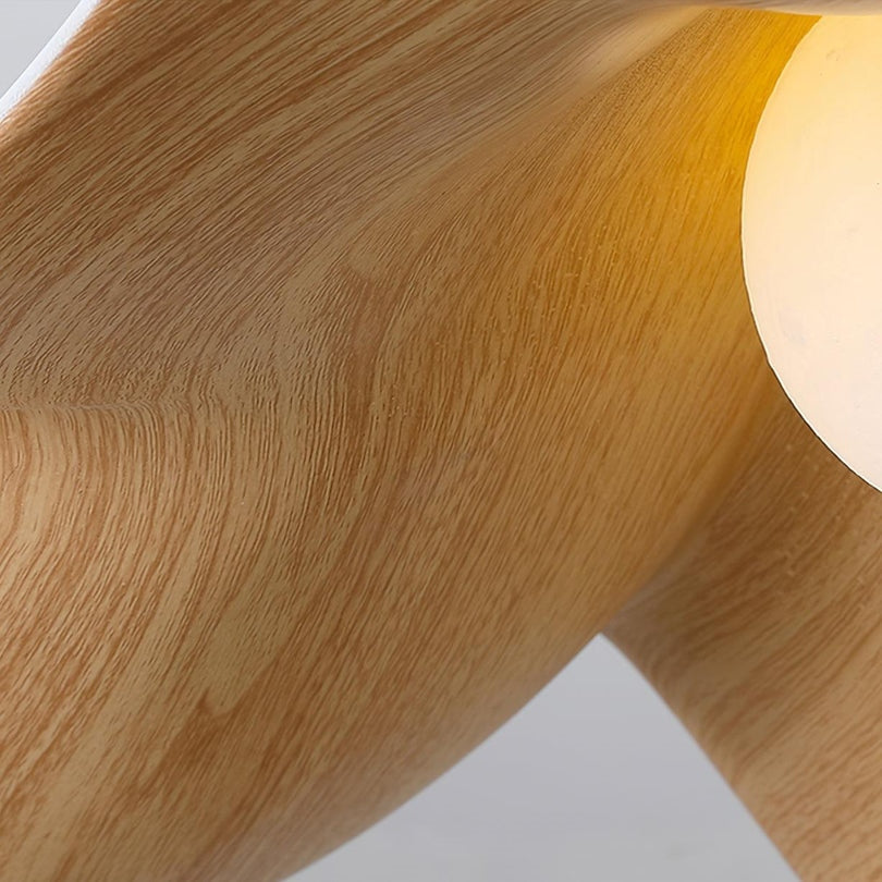 Lumora – Plafonnier design en bois avec une touche scandinave