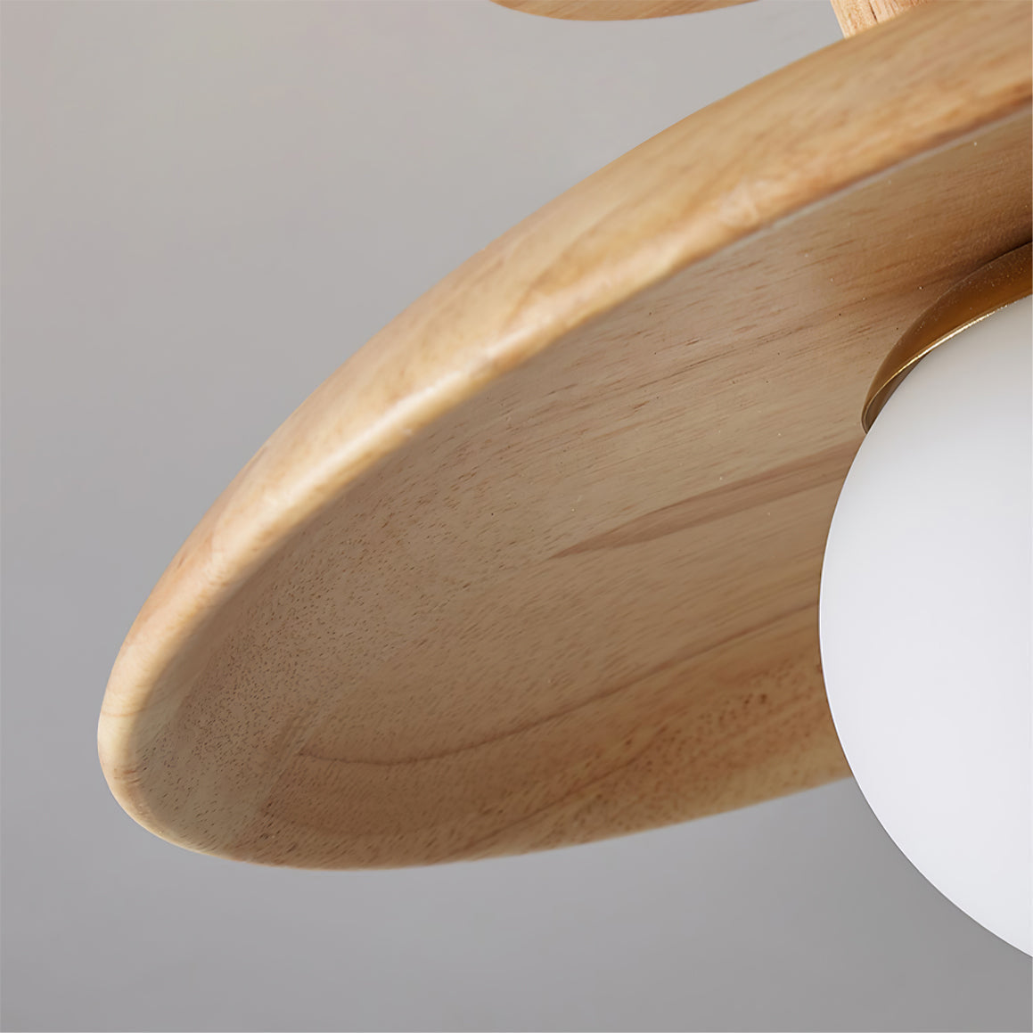 Véluna – Sleek LED ceiling light with modern design