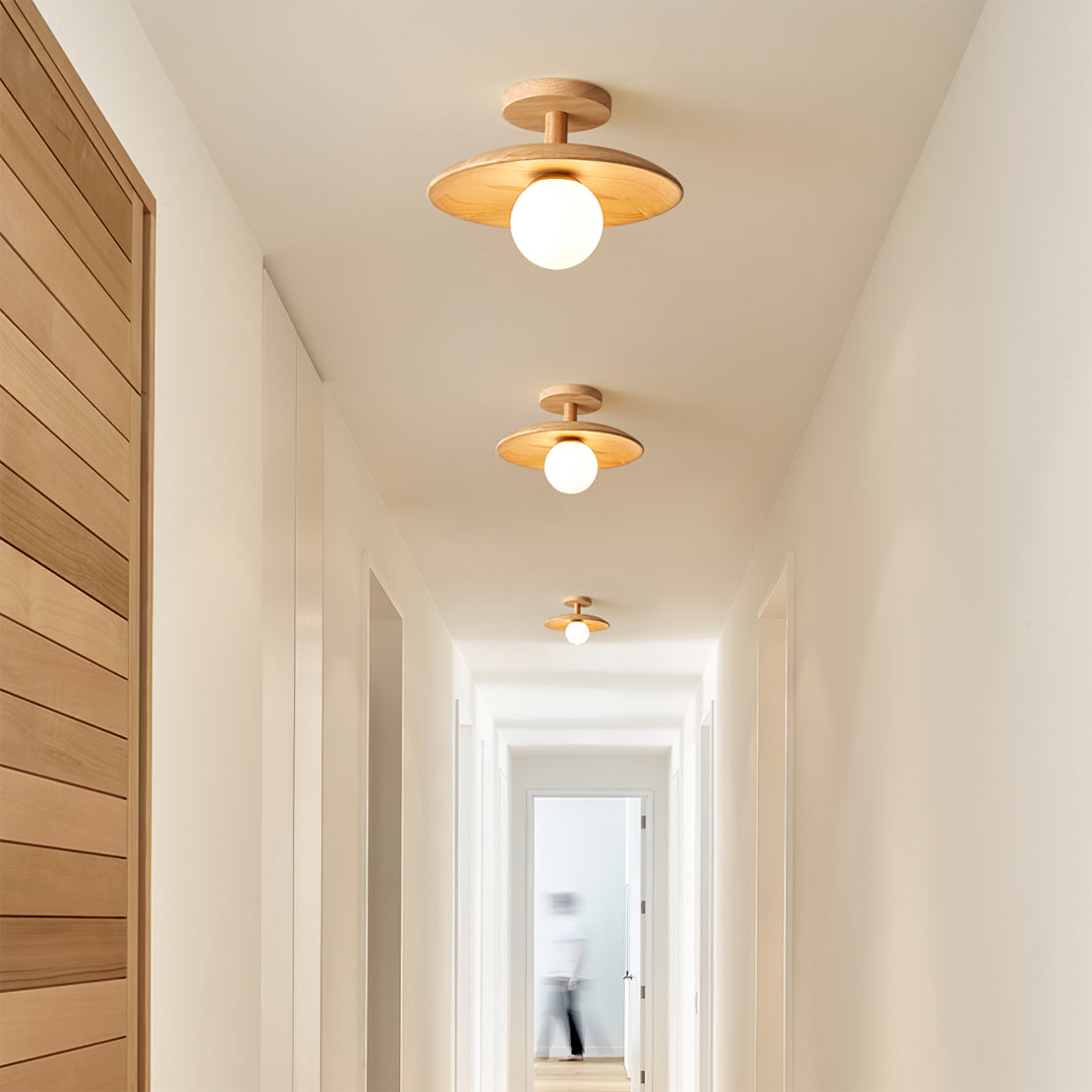 Véluna – Sleek LED ceiling light with modern design