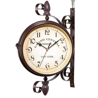 VINTORA – Vintage wandklok met retro stationslook, perfect voor een nostalgische sfeer in huis.