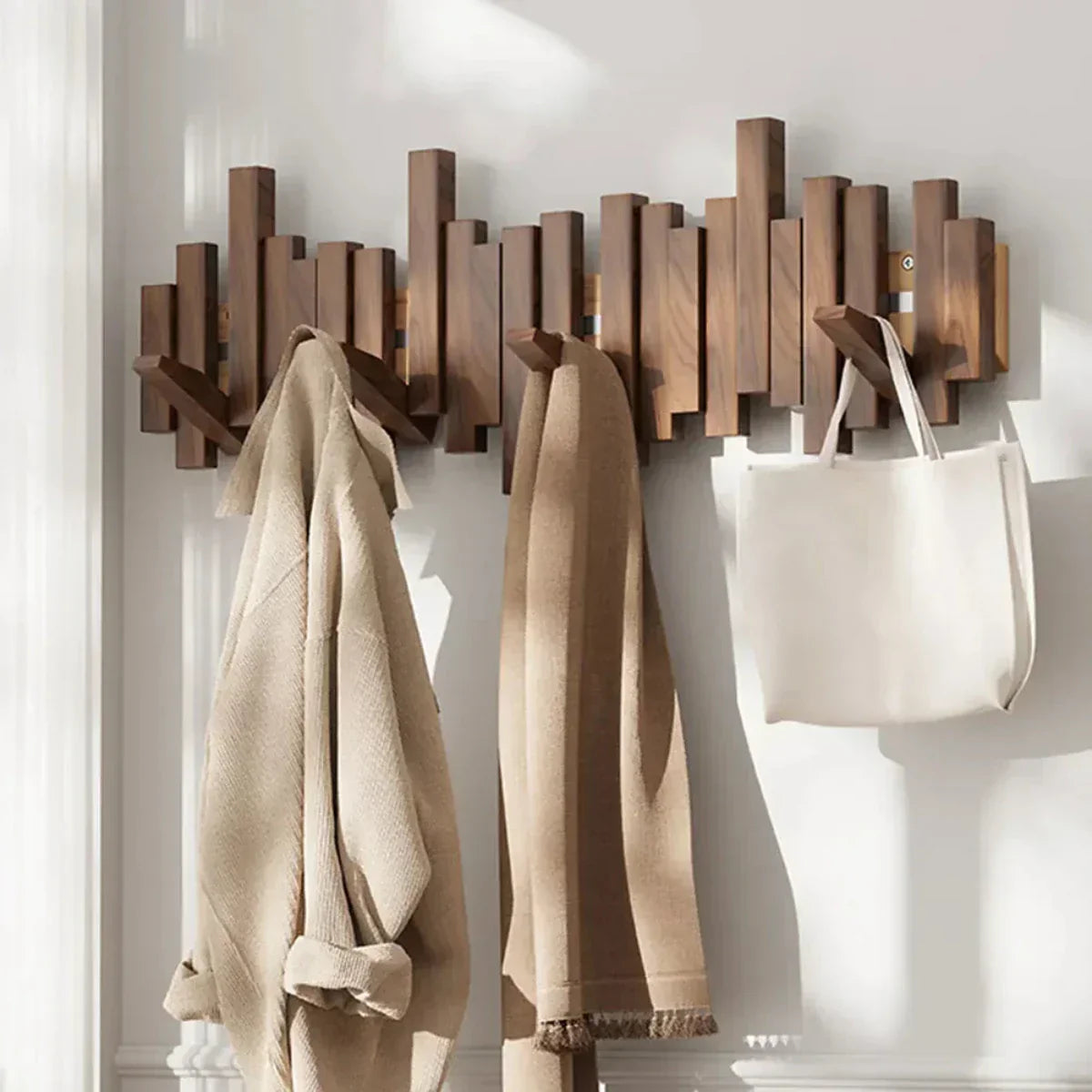 WoodHarmonie – Porte-Manteau Mural en Bois au Design Élégant pour Entrée Organisée