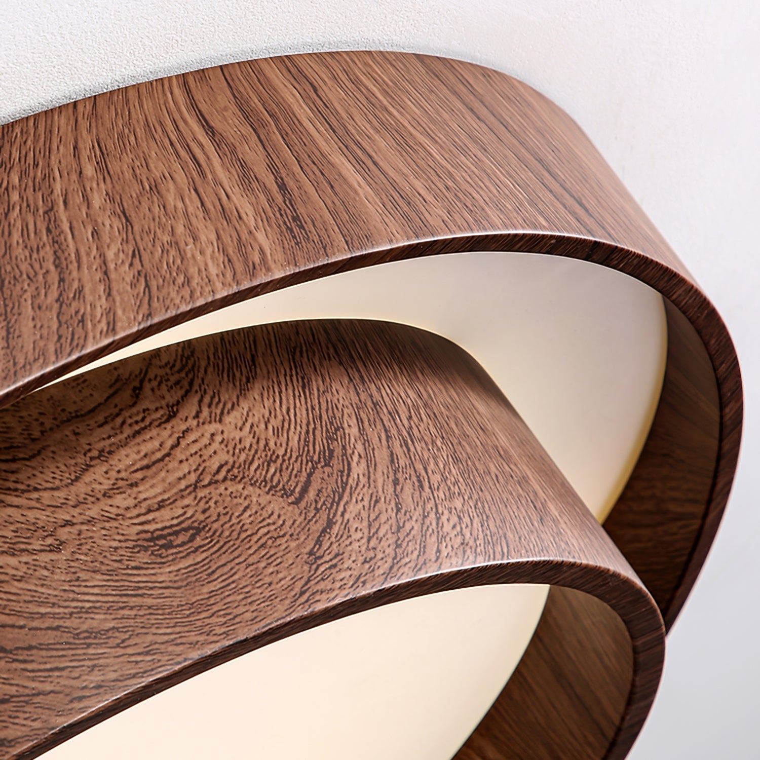 Zenora – Plafonnier LED moderne au design élégant